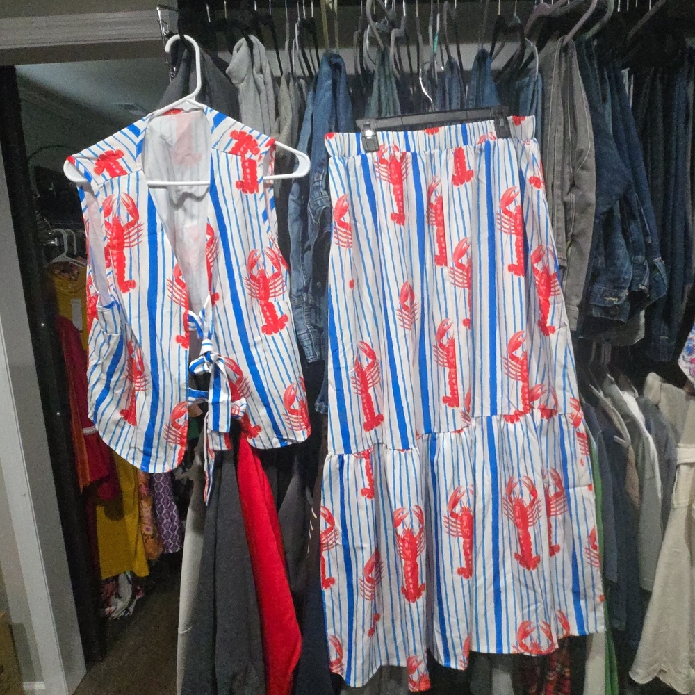 Striped Lobster Print Skirt